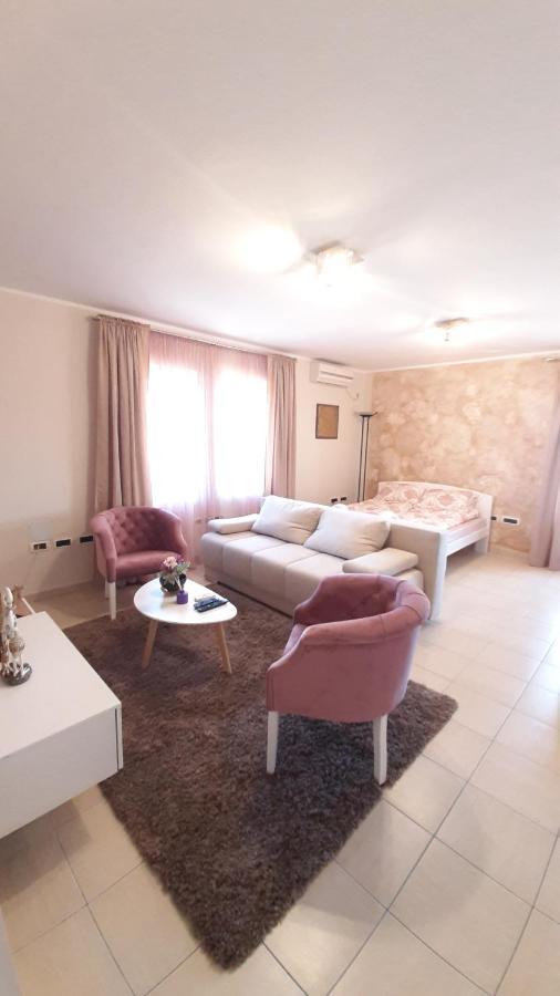 Apartman Marija 2 Srbobran Exteriör bild